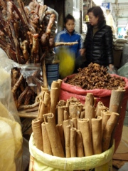 Giant cinnamon sticks